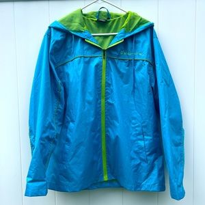 Prairie Mountain - Breatheable mesh-lined hooded rain jacket